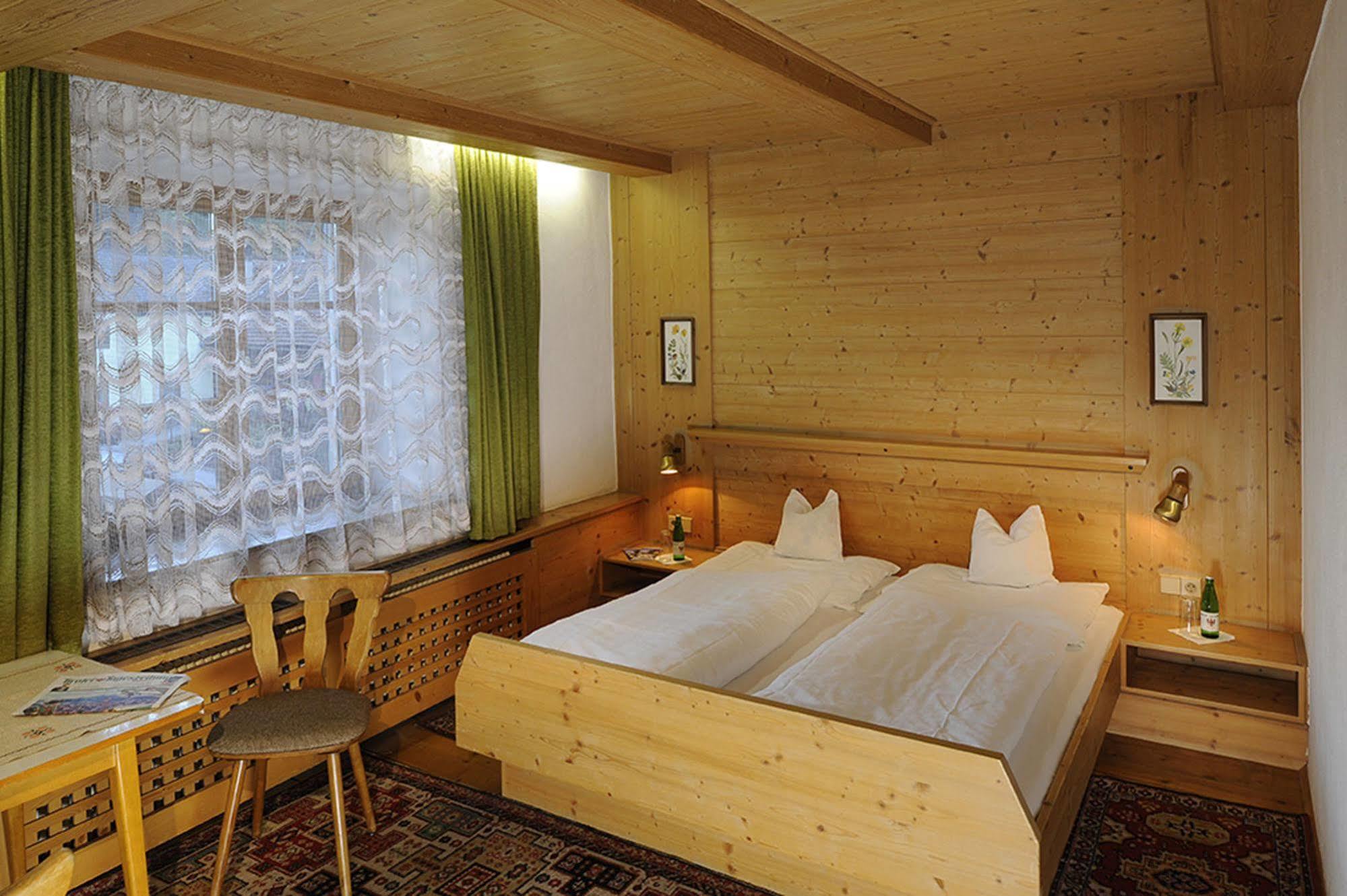 Gasthaus Sonne Tarrenz Kültér fotó